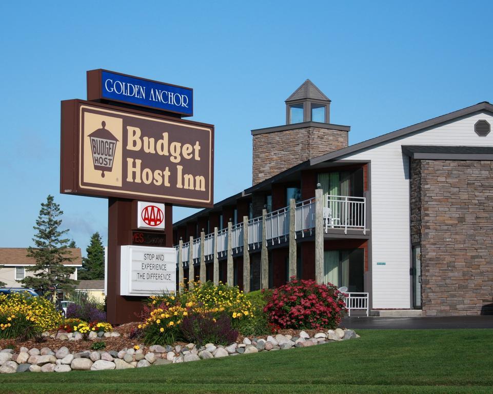 Budget Host Inn & Suites Saint Ignace Exterior foto