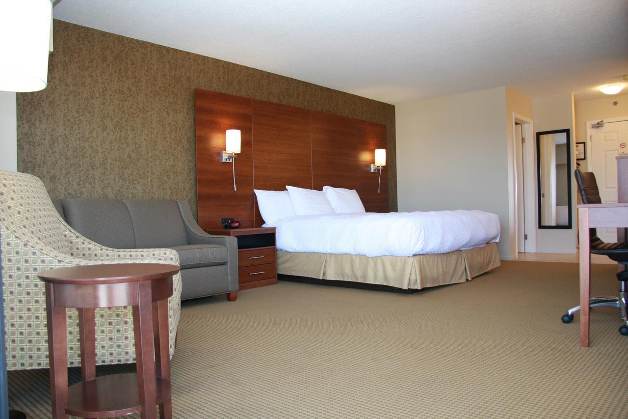 Budget Host Inn & Suites Saint Ignace Exterior foto