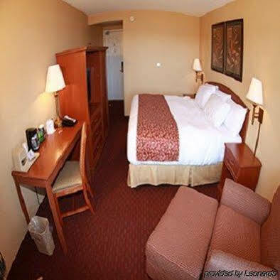 Budget Host Inn & Suites Saint Ignace Exterior foto